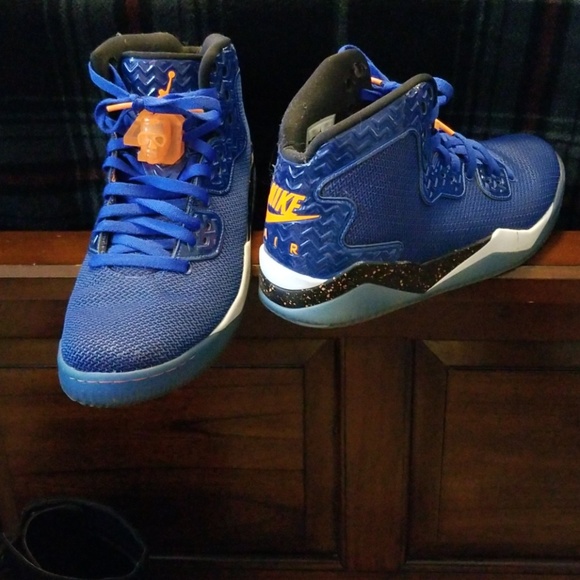 Knicks Spike Lee Jordans MEN - Picture 1 of 5
